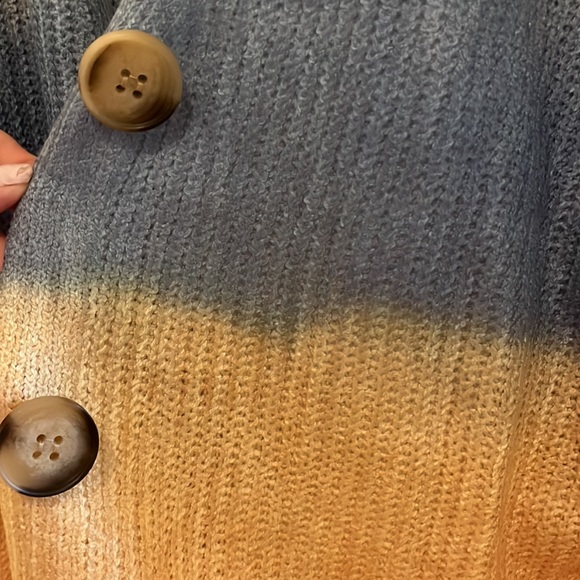 Don’t Let Go of Love Rainbow Cardigan - Picture 5 of 5